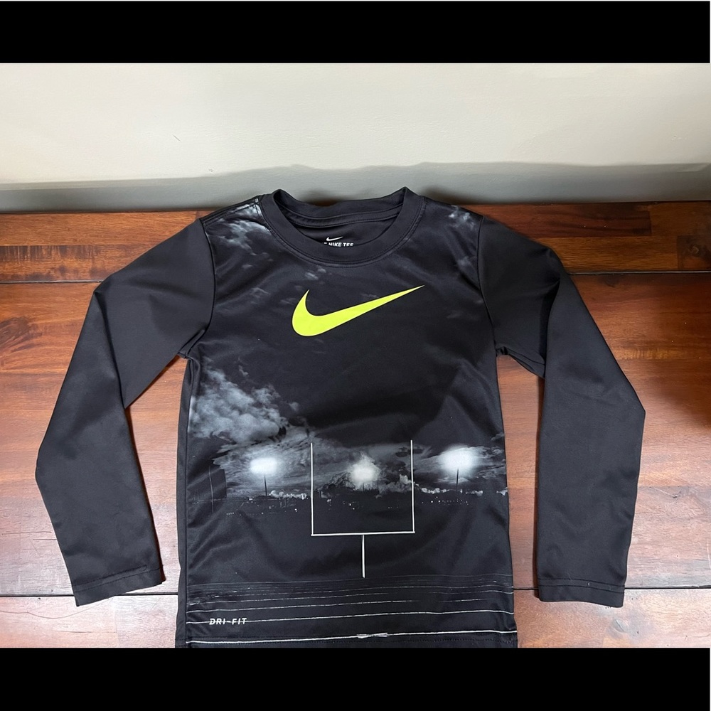 Nike Boys Dri-Fit shirt
